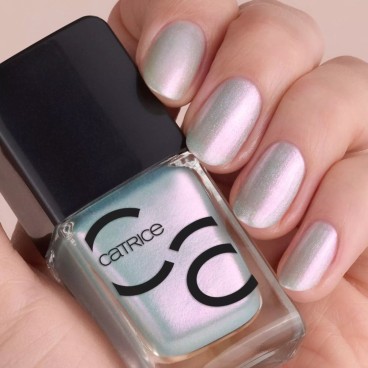 Catrice 指甲油 Iconails Nº 164 Elsa's Favourite 10.5 ml