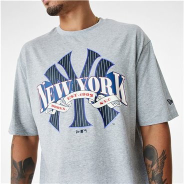 T-shirt med kortärm Herr New Era MLB Arch Graphic New York Yankees Ljusgrå