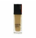 Flytande makeupbas Shiseido Synchro Skin Radiant Lifting Nº 340 Oak 30 ml