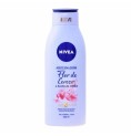 Jojobaolja och körsbärsblomsolja Nivea Aceite En Locion (400 ml) 400 ml