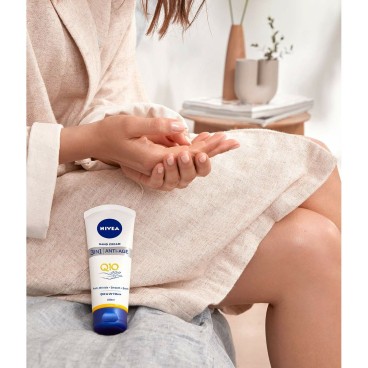 Handkräm anti age Nivea Q10 3 i 1 100 ml