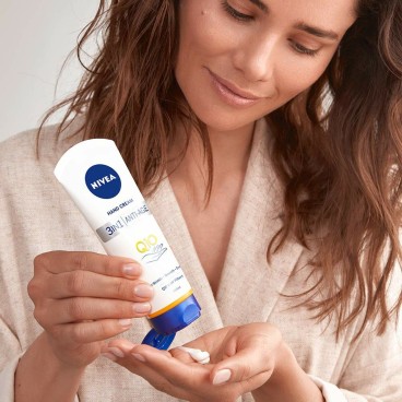 Handkräm anti age Nivea Q10 3 i 1 100 ml